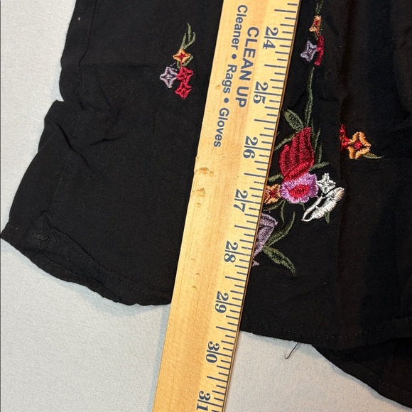 Black Tunic Dress Sz S Embroidered Red Pink Floral with Tassels and Bell Sleeves - Picture 6 of 13